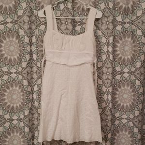Womens white sleeveless dress